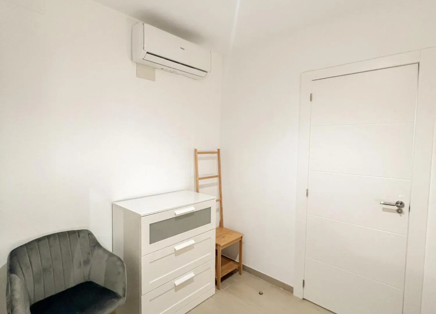 Cozy And Modern Family Flat Carihuela Apartment Torremolinos Spain