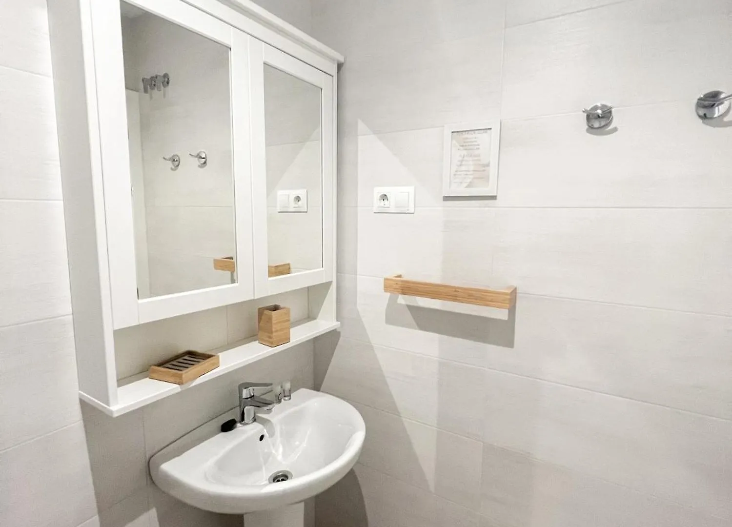 Cozy And Modern Family Flat Carihuela Apartment Torremolinos 0*,